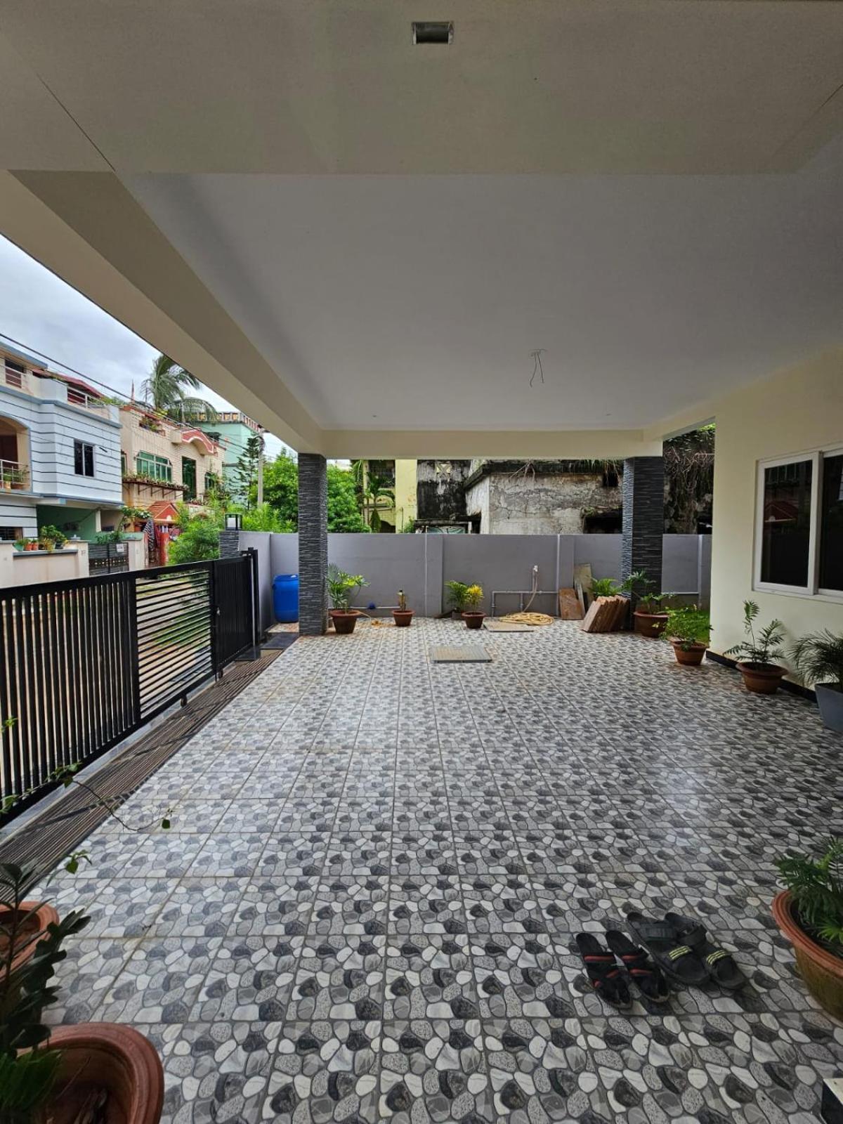 The Nest Bed & Breakfast บูบันเนสชวาร์ ภายนอก รูปภาพ